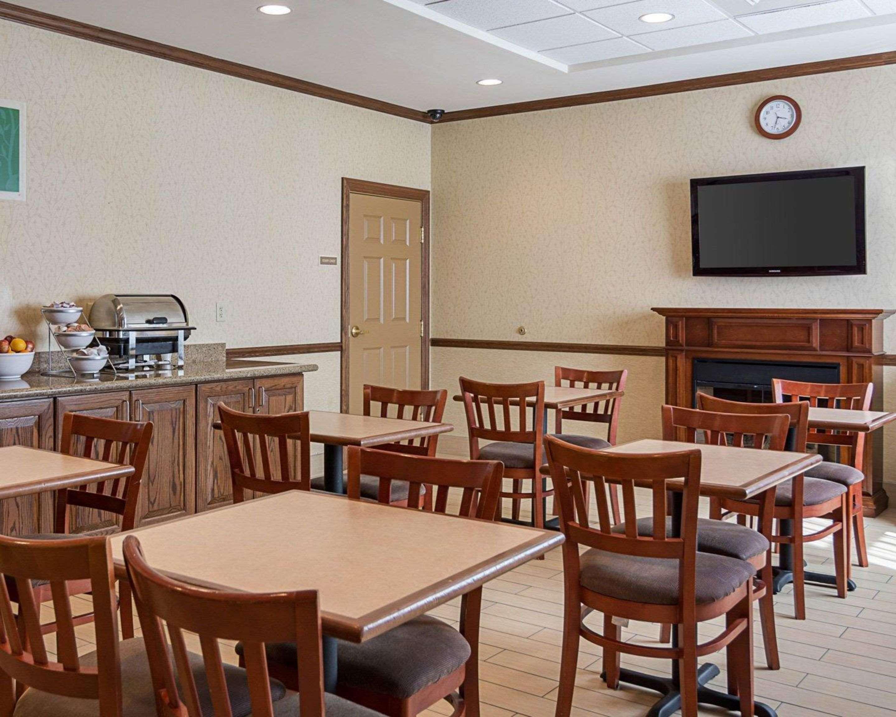Comfort Inn & Suites Virginia Beach - Norfolk Airport מראה חיצוני תמונה